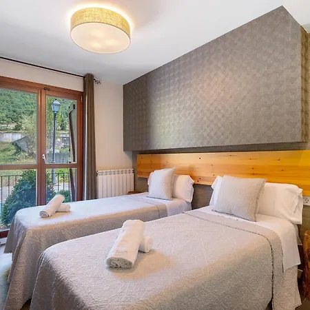 Casa Biescas * Gavin